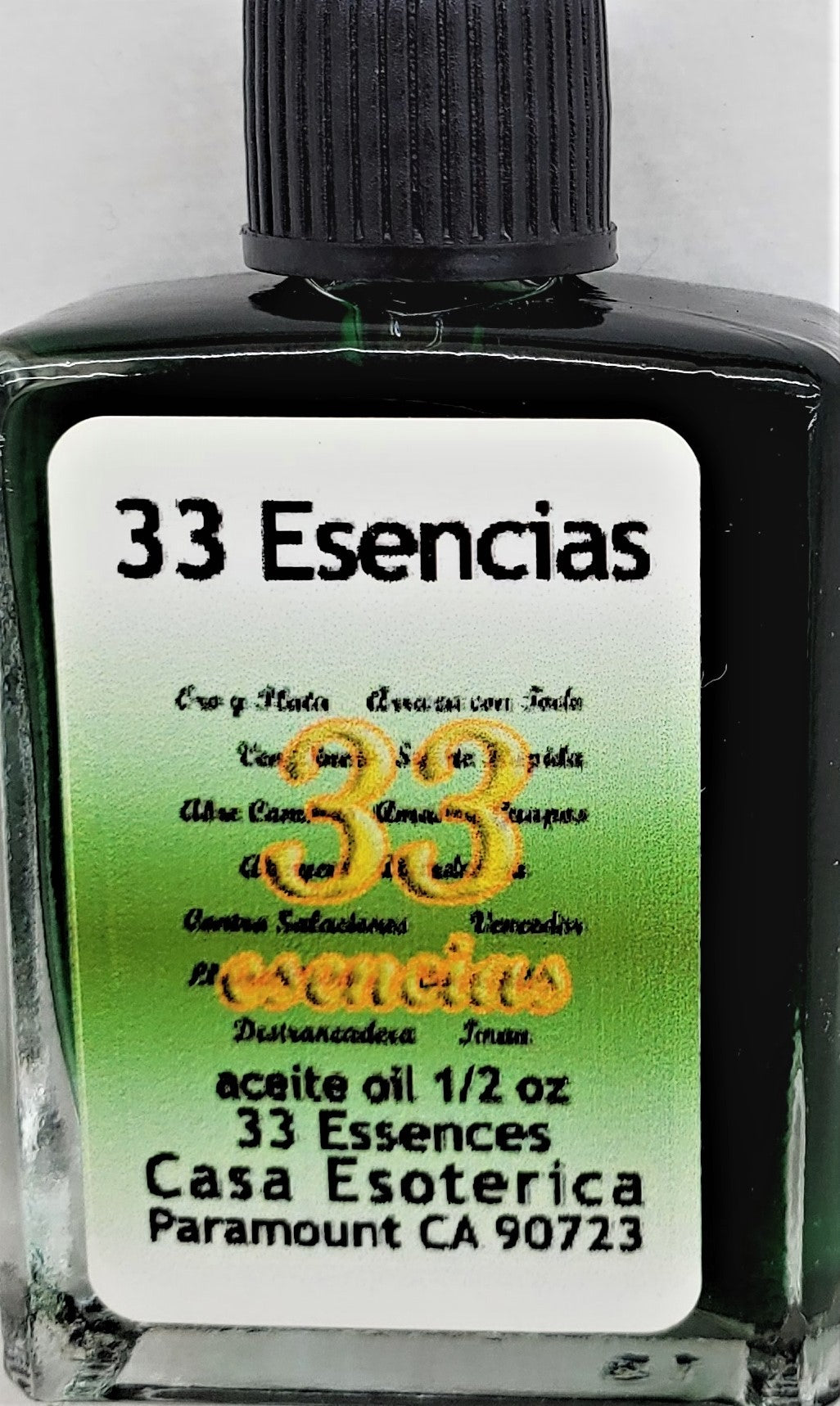 33 ESSENCES OIL